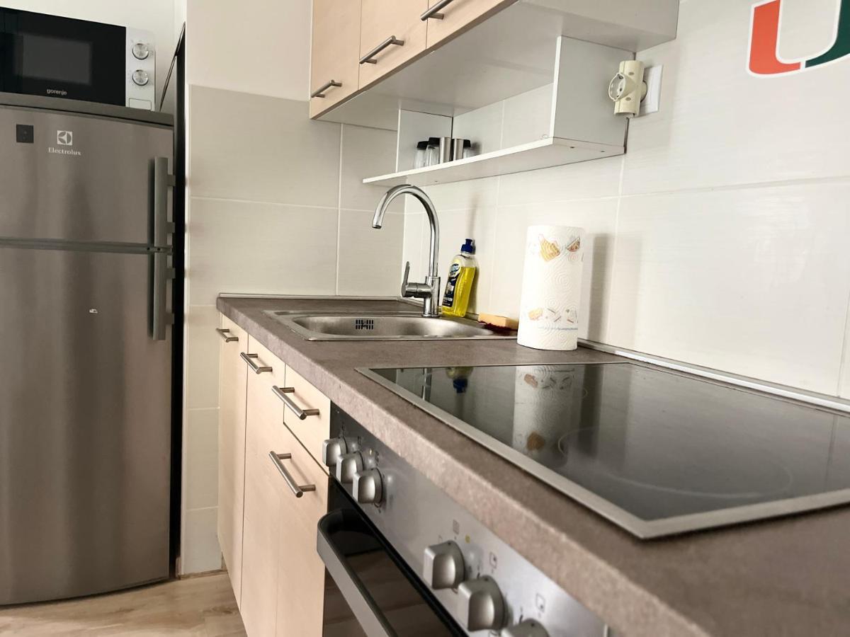 Ferienwohnung Corvin Promenade Crystal Budapest Exterior foto